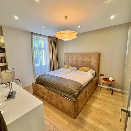 Apartman Beautiful With A View Of Castle Pozsony