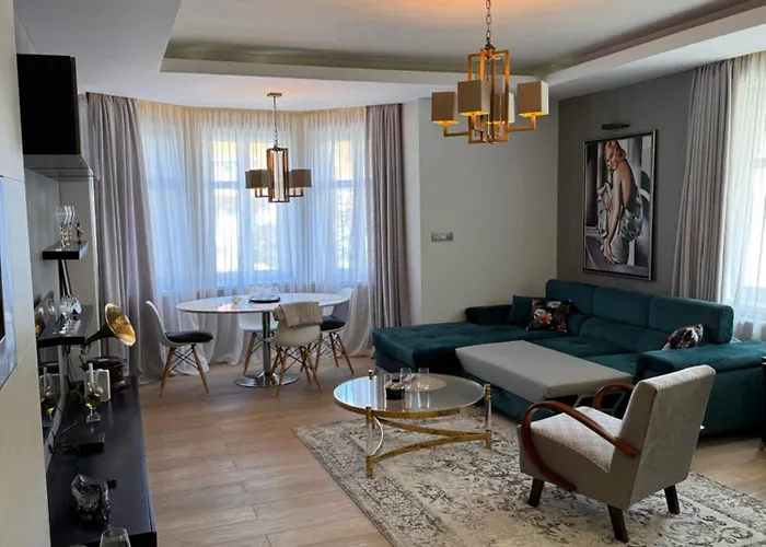 Beautiful With A View Of Castle Apartman