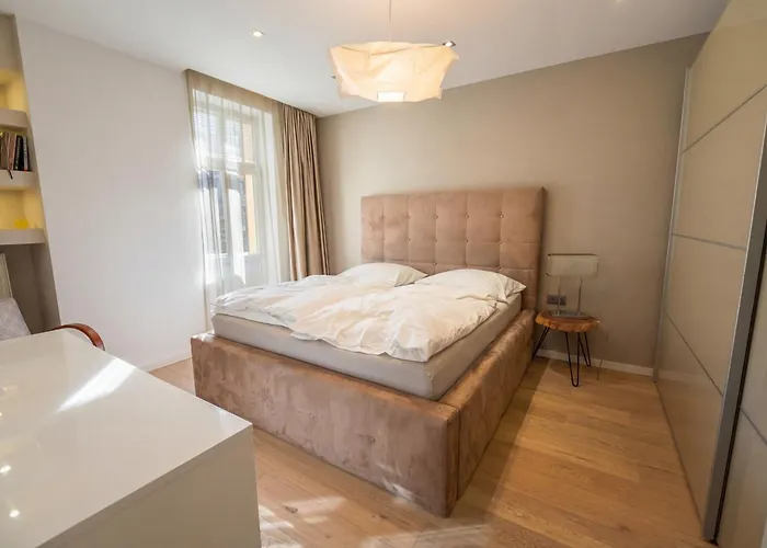 Apartment Beautiful With A View Of Castle