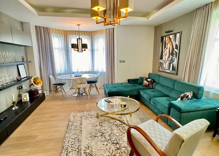 Beautiful With A View Of Castle * Bratislava